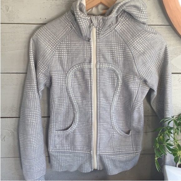 lululemon athletica Tops - Lululemon Athletica Gray and Cream Jacket